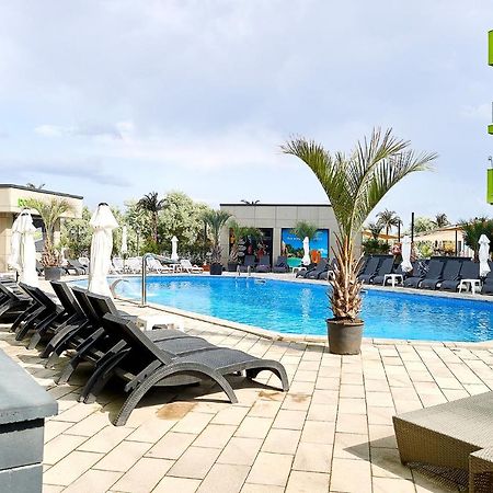 Orange Summer Apartment Spa Pools Beach Resort Mamaia Luaran gambar